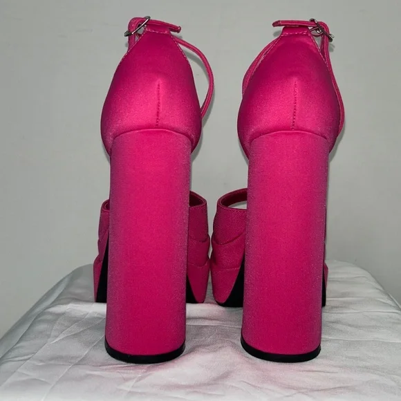 Public Desire Hot Pink Platform Barbie Inspired 70’s Retro Sexy Heel size UK 4 - Picture 6 of 12